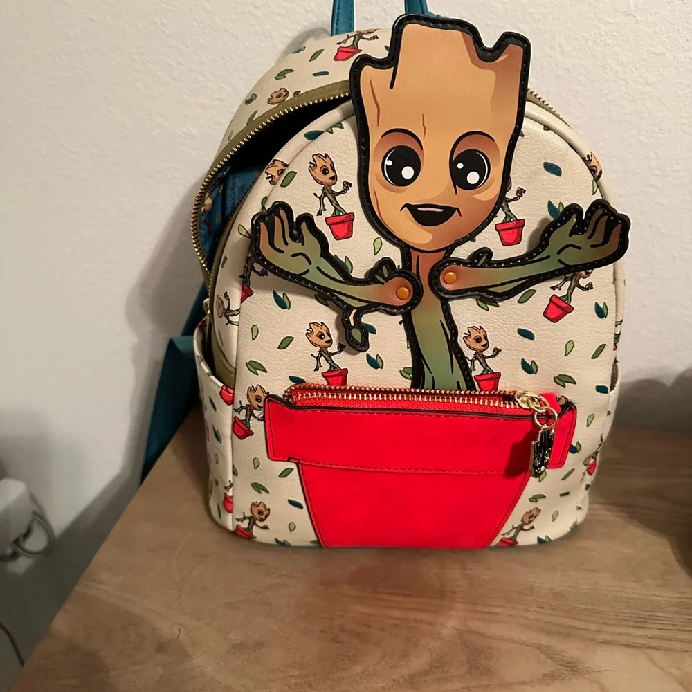 Groot Themed Mini Backpack loungefly Disney - Picture 1 of 6